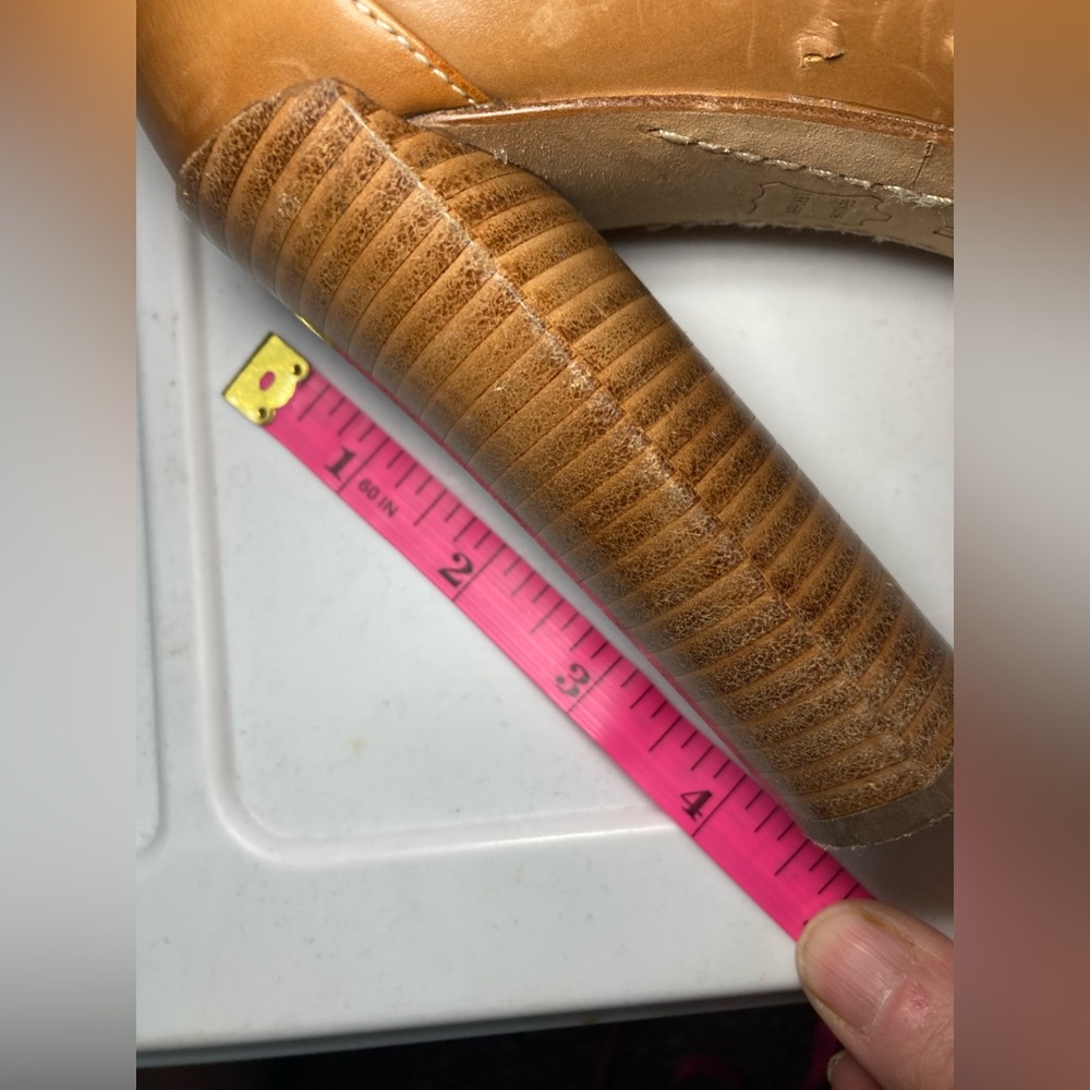 Boutique 9 tan leather healed boots size 7.5 and 4 inch heals. - Picture 7 of 9